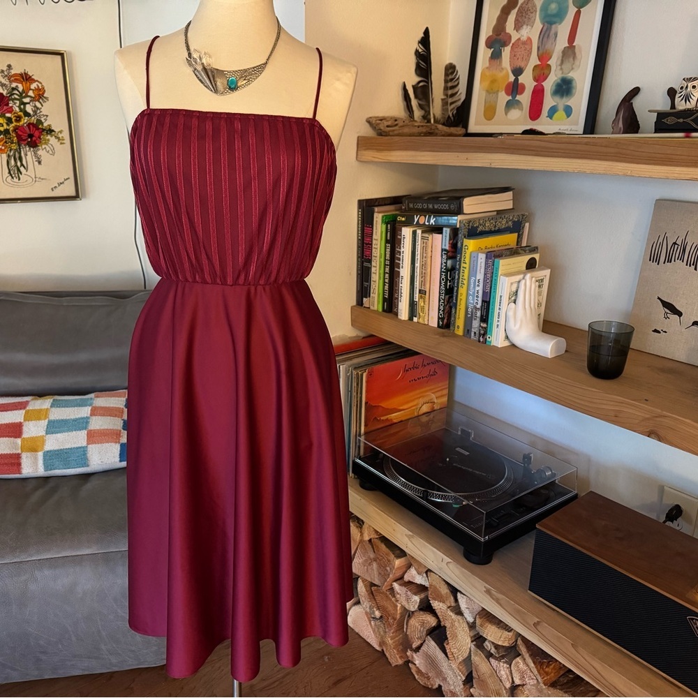 Vintage 70’s 80’s Burgundy Spaghetti Strap Cocktail Party Dress - Picture 2 of 11